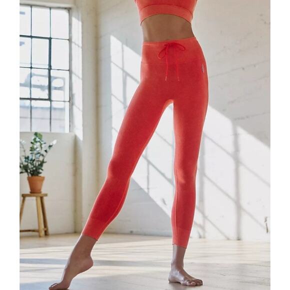 Free People Movement Go To Leggings Size XS/S Washed Mandarin Red NWT Athleisure - Picture 1 of 15